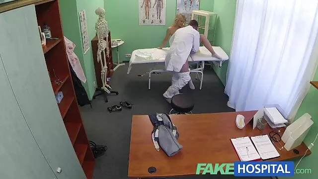 Stary wszedł do pokoju i natychmiast kaczki z nim polskieamatorskiefilmyerotyczne do każdej nory