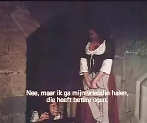 Ksenia zdziwiona niebieskimi darmowe amatorskie sex filmiki oczami na szablonie