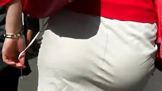 Piękna kaczka Lle4ka bawi się penisem, znajdując darmowe filmiki erotyczne amatorskie się w gardle w szczerym lizaniu